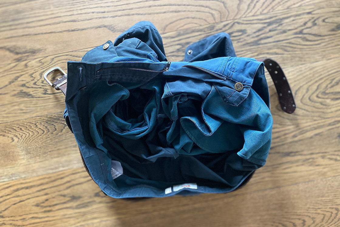 Det er få ting som er så allsidig som en god bukse. Fjällräven Keb er den eneste arbeidsbuksa jeg har. Så da er det også den jeg bruker.